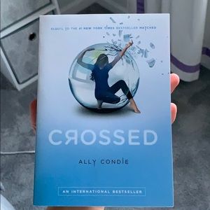 crossed by ally condie novel